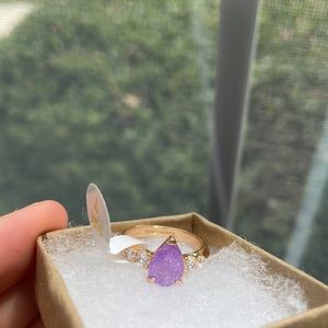 NWT Bomb Party The Suzanna iris ice crystal ring, rose gold plating - Size 7